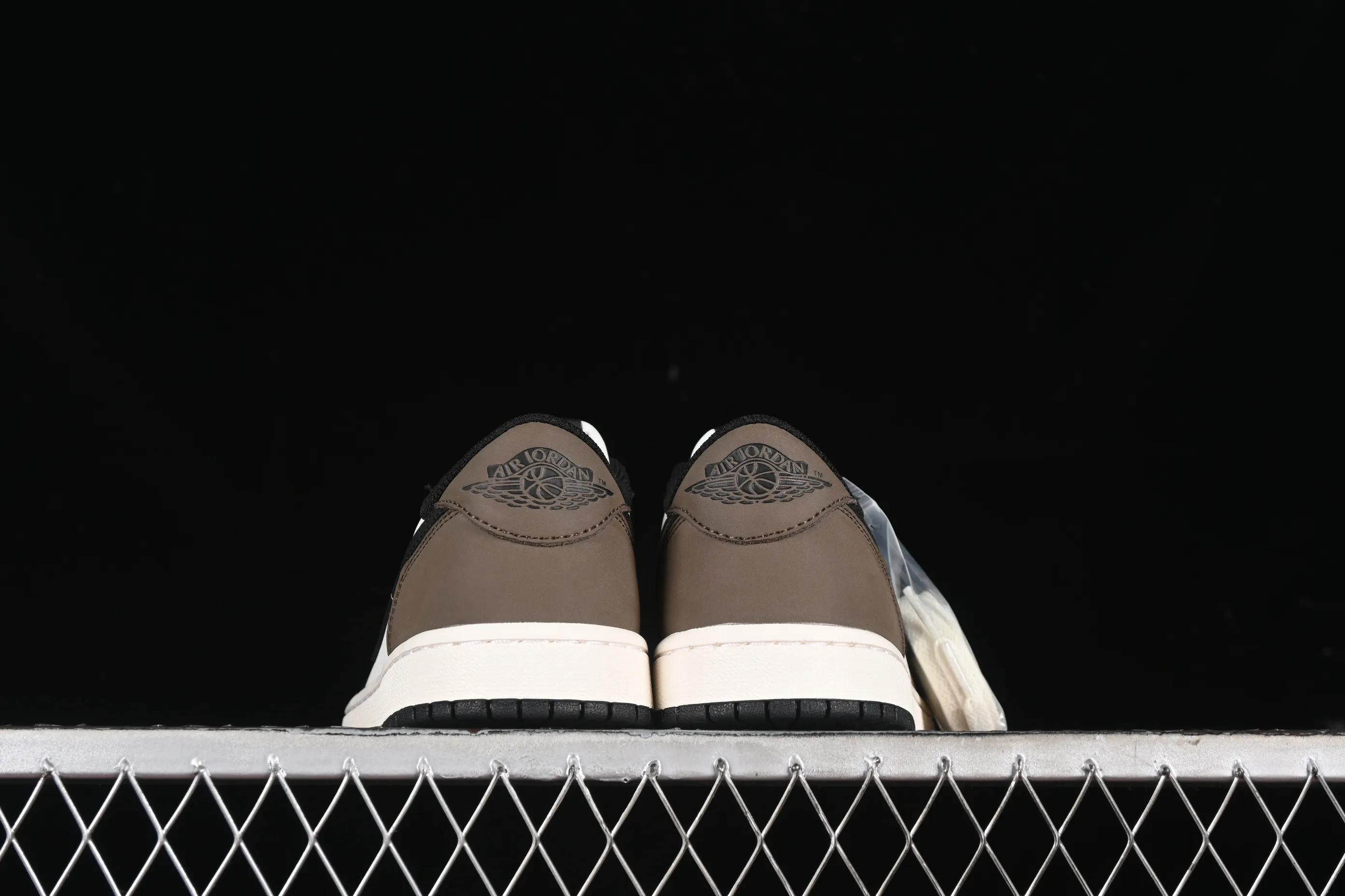 All categories Air Jordan Jordan series basketball shoes Air Jordan 1 Low Air Jordan 1 Low OG AJ1 Joe 1 Little Mocha Low-top cultural basketball shoes CZ0790-102